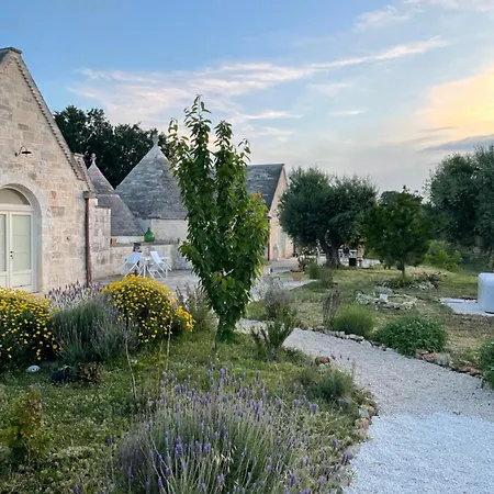 Apulia Trulli Macco Macco *